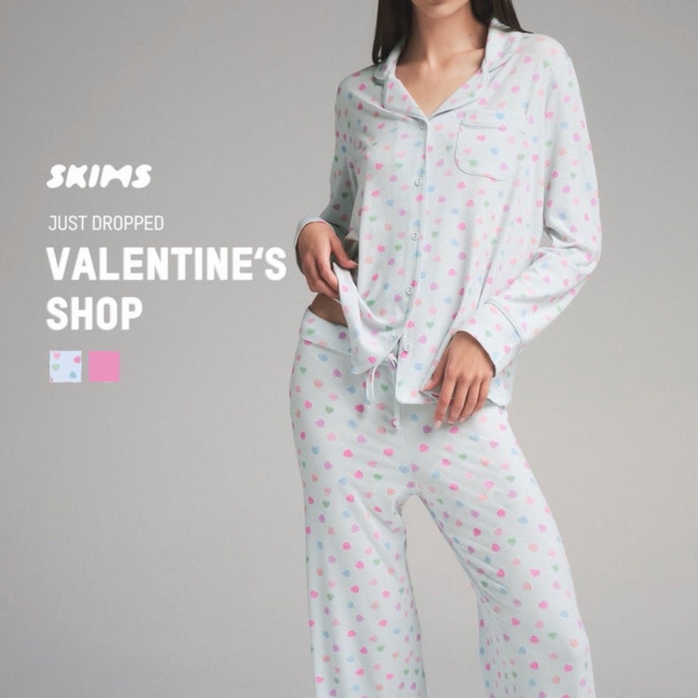SKIMS Soft Lounge Candy Heart Pajama Top